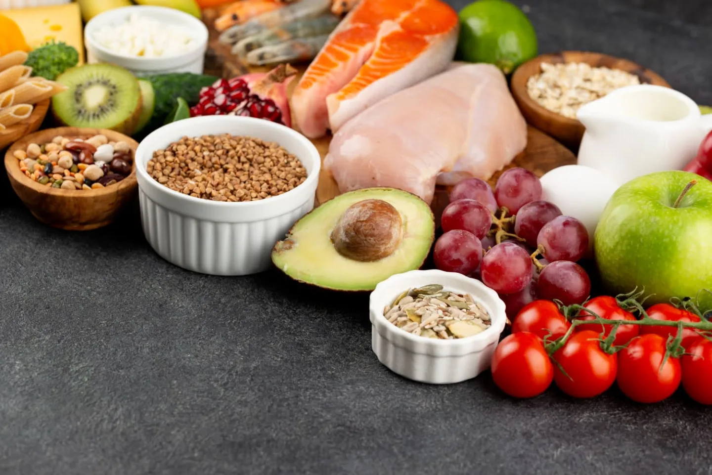 Las frutas y verduras que debe evitar y adoptar en la dieta cetogénica