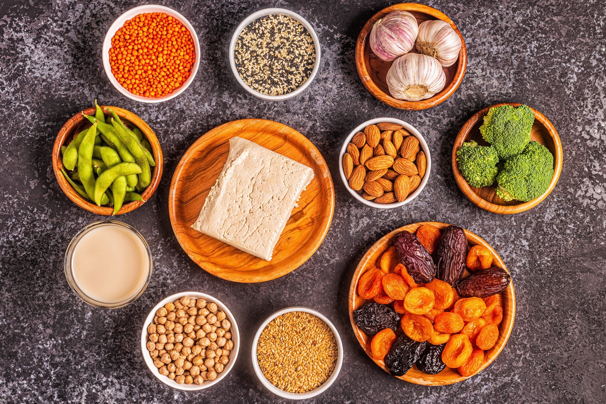 Los mejores alimentos para regular tus niveles de estrógeno