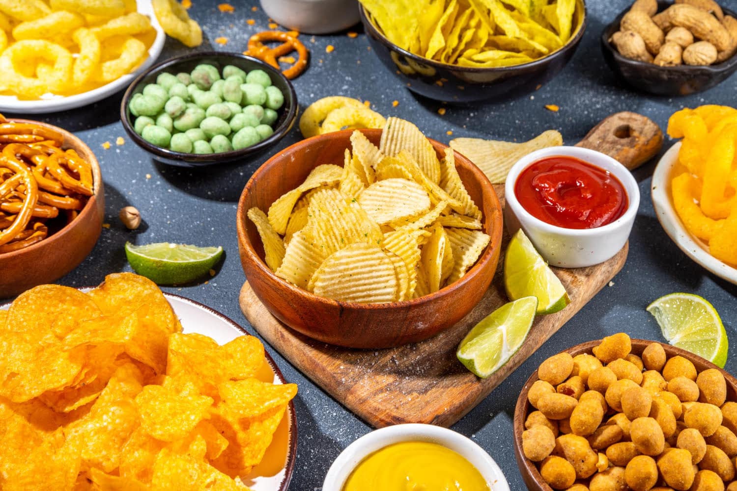 5 tipos de alimentos que hay que evitar porque causan inflamación