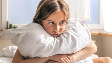 Niños que no quieren dormir solos entre el miedo y la inseguridad