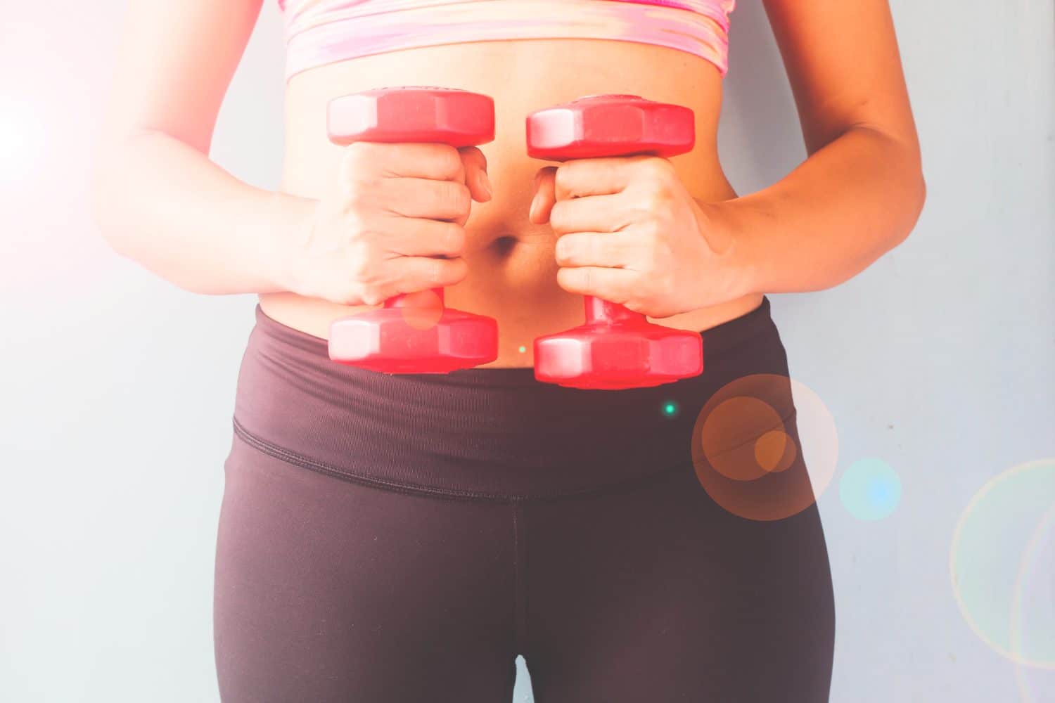 Hormonas y construcción de músculo Señales de que tu problema no es la proteína, es tu entorno hormonal