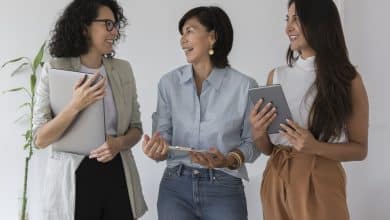 Ser brillante tiene un precio lo que la ciencia revela sobre la percepción de las mujeres inteligentes